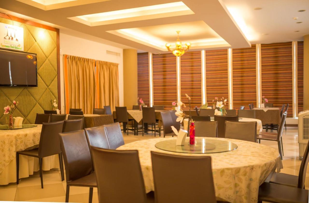 Kwan Ruen Park Hotel Nakhon Ratchasima Bagian luar foto