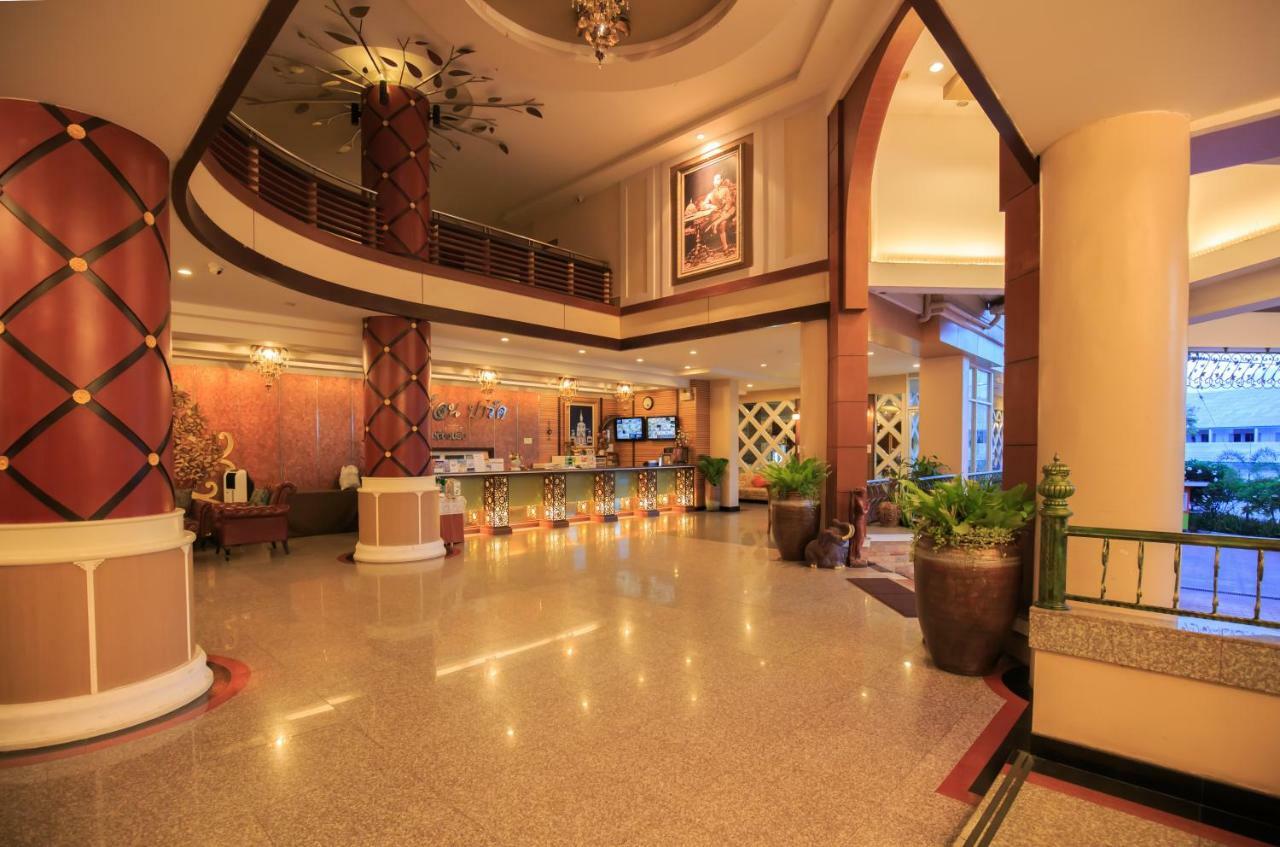 Kwan Ruen Park Hotel Nakhon Ratchasima Bagian luar foto