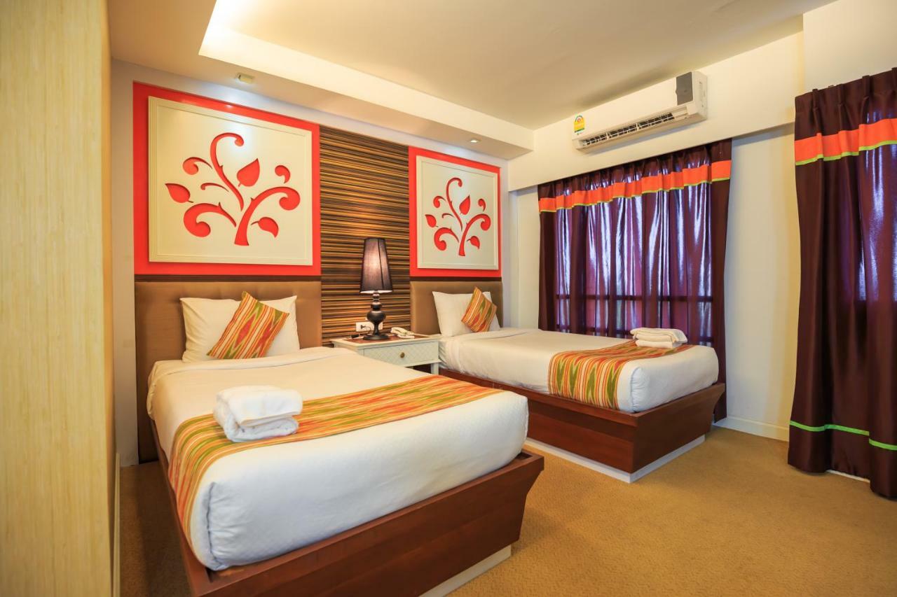 Kwan Ruen Park Hotel Nakhon Ratchasima Bagian luar foto